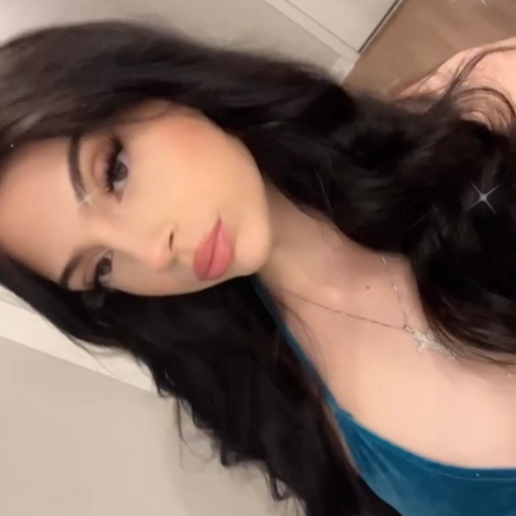 ella_rosati